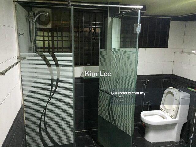 For Sale - Arena Green