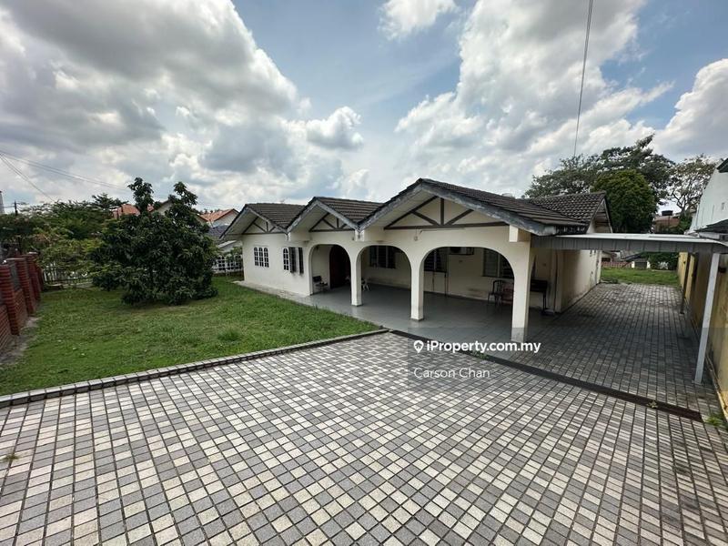 Bungalow House for Sale in SS1, Petaling Jaya by Carson Chan - iProperty.com.my