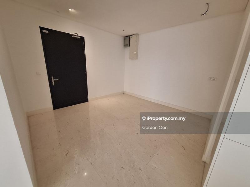 For Sale - Banyan Tree Signatures