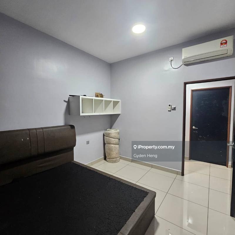 Kediaman Servis untuk Dijual di Twin Danga Residence oleh Gyden Heng - iProperty.com.my