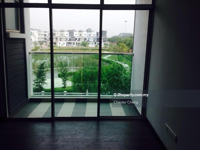 Rumah Teres 3-Tingkat untuk Dijual di USJ Heights, Subang Jaya oleh Chester Cheng - iProperty.com.my