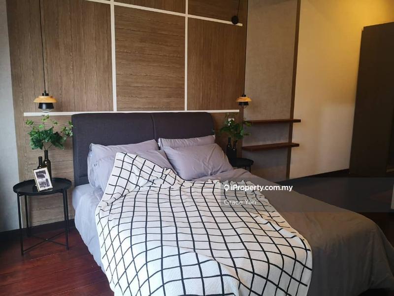 For Rent - Molek Regency