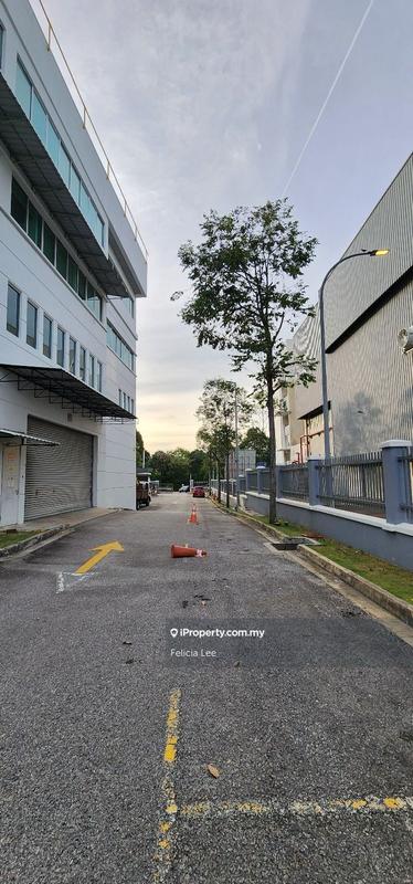 Detached Factory for Sale in U8, Bukit Jelutong Industrial Park, Shah Alam by Felicia Lee - iProperty.com.my