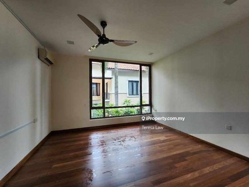 Bungalow House untuk Dijual di Bukit Gita Bayu, Seri Kembangan oleh Teresa Law - iProperty.com.my