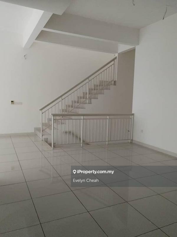 Townhouse for Sale in 16 Sierra, Puchong by Evelyn Cheah - iProperty.com.my