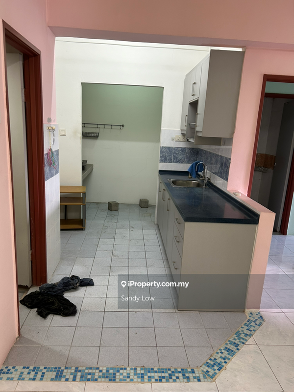 Pangsapuri untuk Dijual di Permai Villa oleh Sandy Low - iProperty.com.my