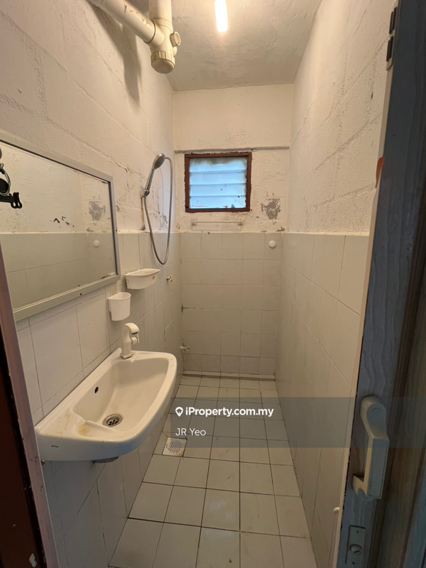 For Rent - Segar Ria