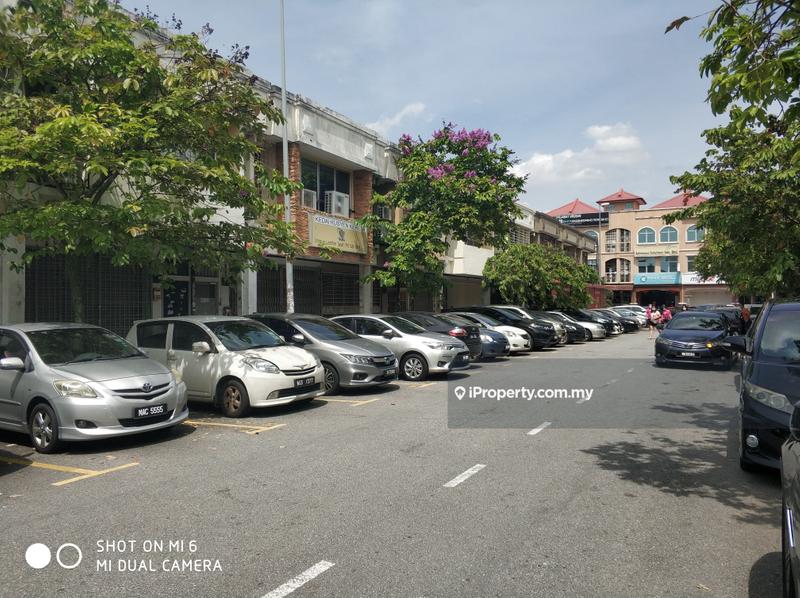 Shop for Sale in Bandar Puteri Puchong, Puchong by Kelvin Tan - iProperty.com.my