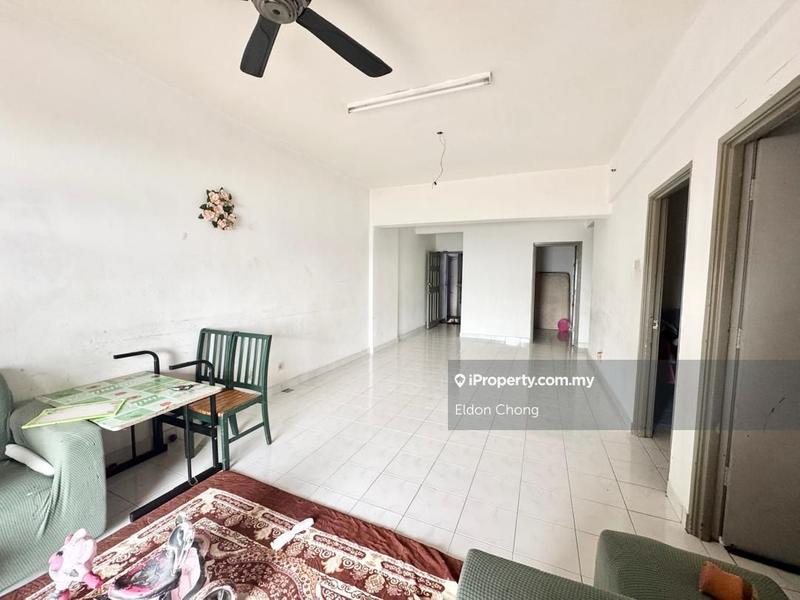 Kediaman Servis untuk Dijual di South City (Perdana Selatan) Block A & B oleh Eldon Chong - iProperty.com.my