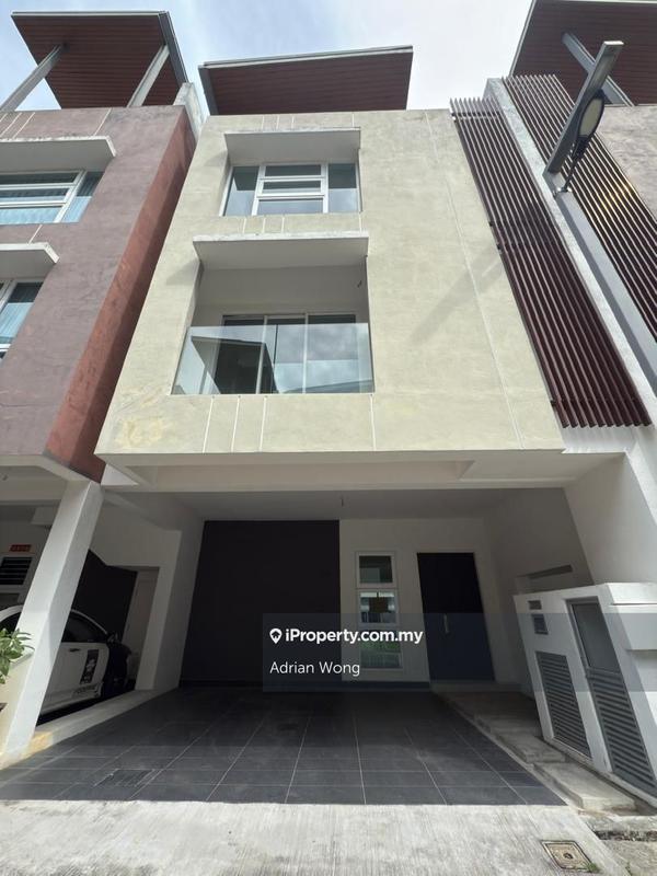 Rumah Berangkai 3 Tingkat untuk Dijual di Taman Cheras Hartamas, Cheras oleh Adrian Wong - iProperty.com.my