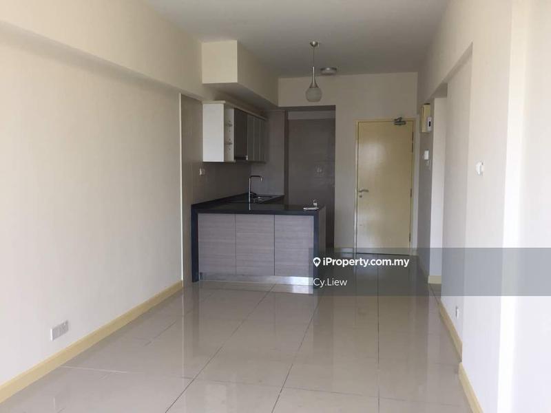 For Sale - Tiara Mutiara / The Crown