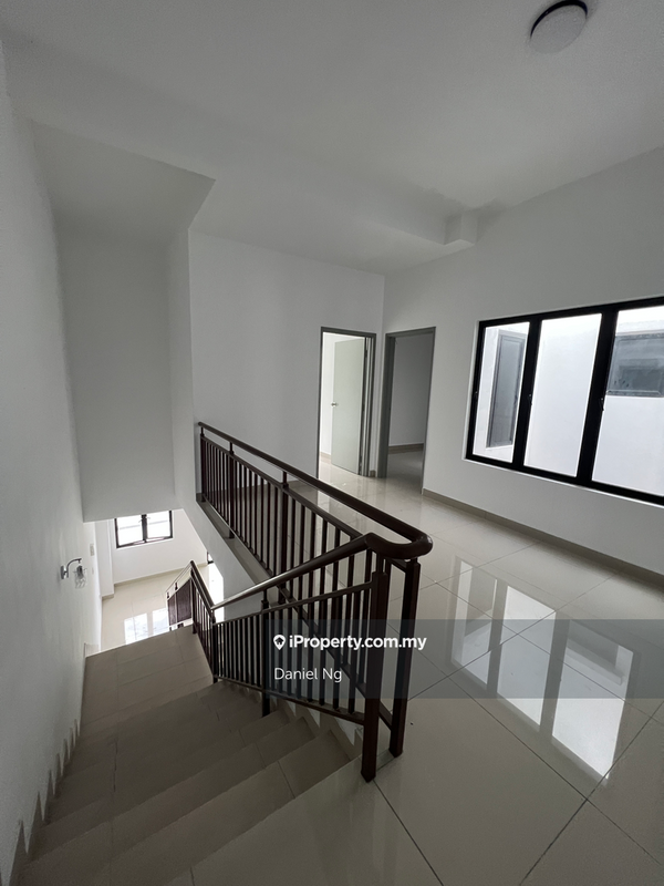 Rumah Bandar untuk Dijual di 28 Residence, Taman Orkid, Salak Tinggi, Sepang, S, Sepang oleh Daniel Ng - iProperty.com.my