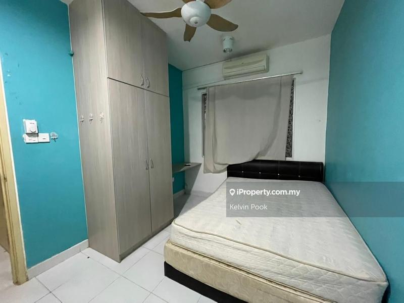 Condominium for Sale in Cyberia Crescent 1 by Kelvin Pook - iProperty.com.my