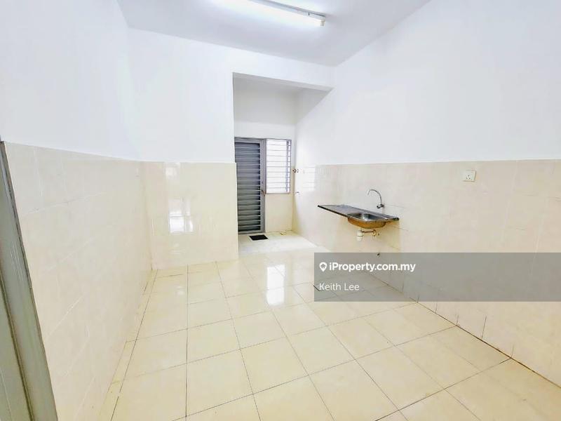 Rumah Teres 2-Tingkat untuk Dijual di [Refurbished] 2Sty Hse,Bandar Tasik Kesuma, Semenyih oleh Keith Lee - iProperty.com.my