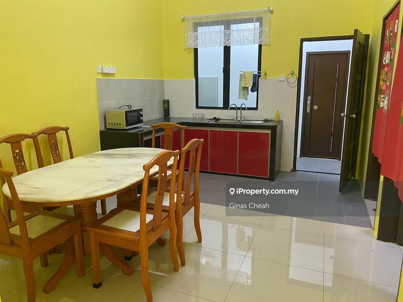 Rumah Berangkai 1 Tingkat untuk Dijual di Parit Raja, Sri Gading oleh Ginas Cheah - iProperty.com.my