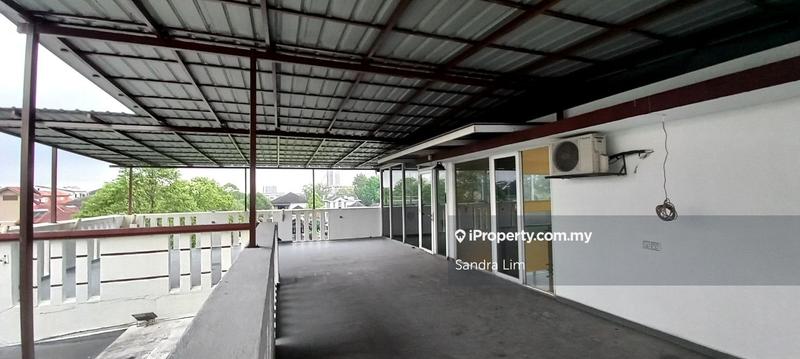 Bungalow House for Sale in Subang Heights, Subang Jaya by Sandra Lim - iProperty.com.my