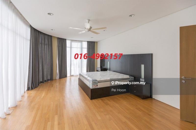 For Sale - 8 Gurney (The Shore Condominium)