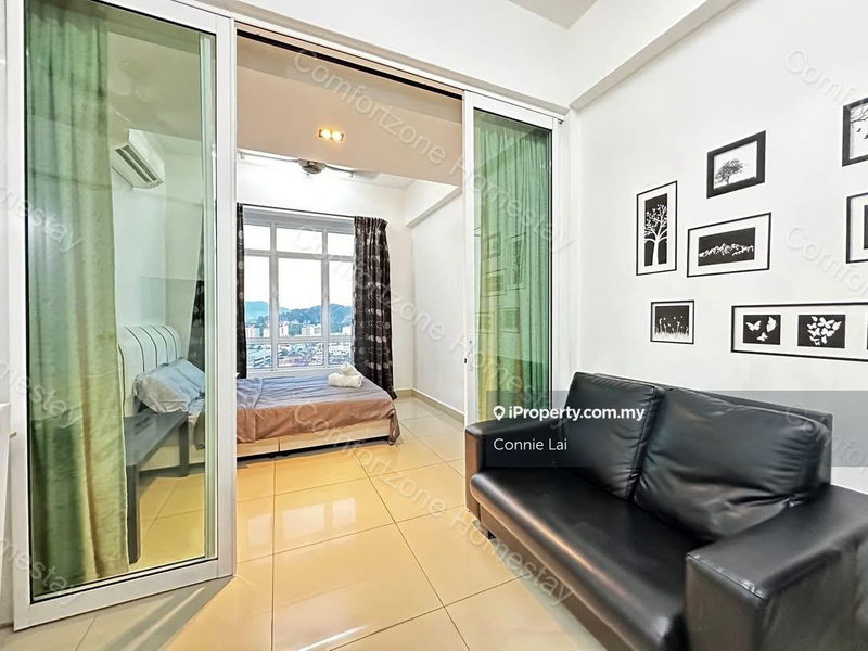 For Rent - The Majestic