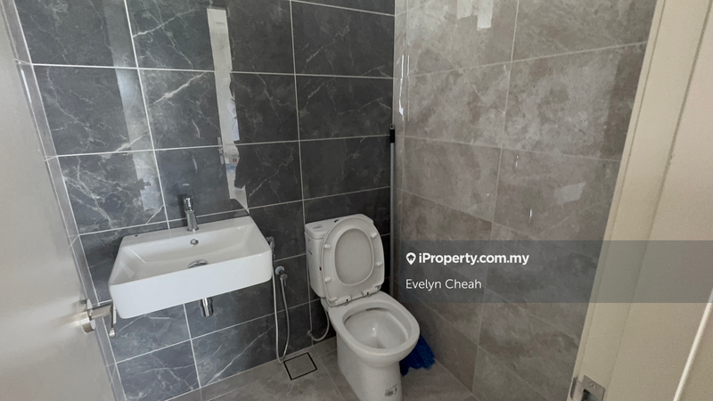Semi-Detached House for Sale in Lakeside Puchong, Puchong by Evelyn Cheah - iProperty.com.my