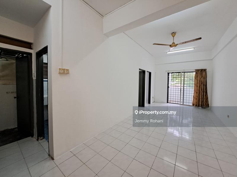 For Sale - Desa Palma