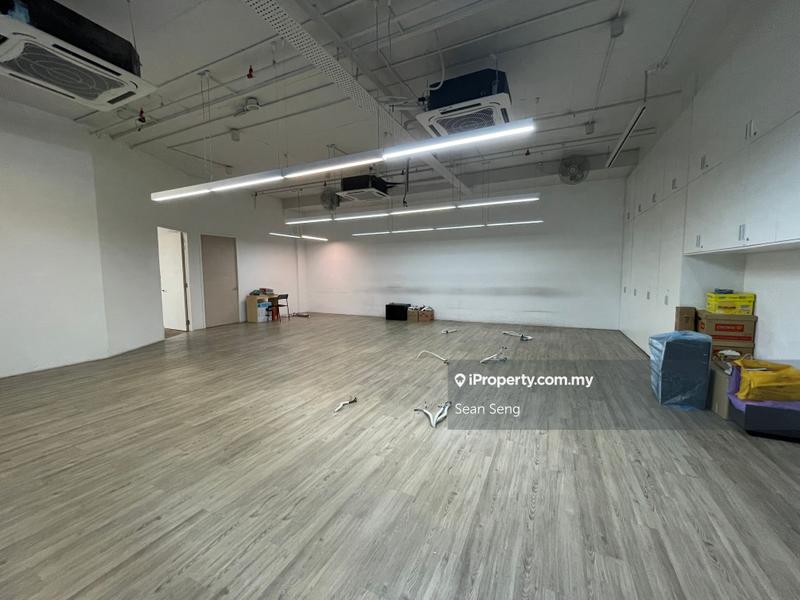 For Rent - UOA Business Park