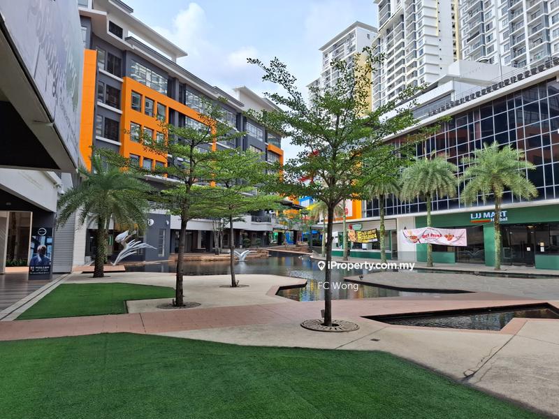 Service Residence for Sale in SetiaWalk by FC Wong - iProperty.com.my