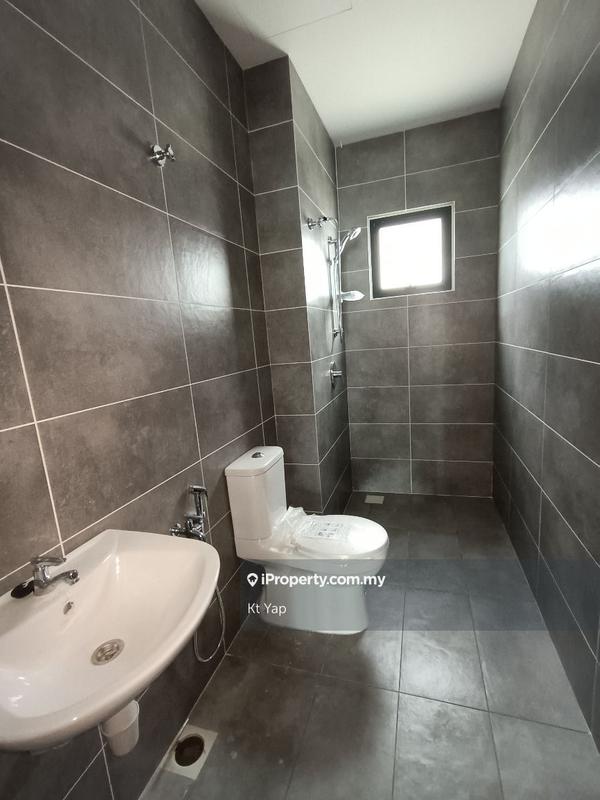 Rumah Berangkai 3 Tingkat untuk Disewa di Residensi Bukit Orkid (Orchid Hills), Cheras oleh Kt Yap - iProperty.com.my