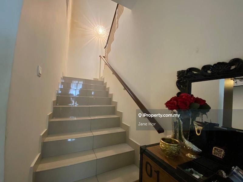 Townhouse for Sale in 16 Sierra, Puchong by Jane Hor - iProperty.com.my