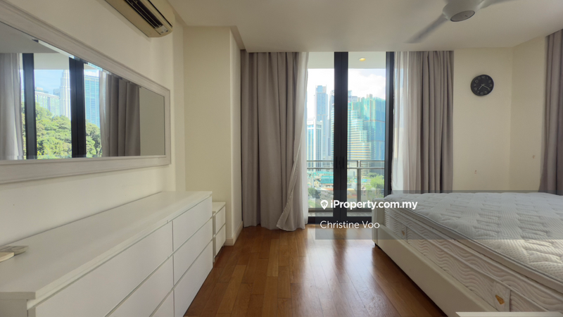 For Rent - 6 CapSquare