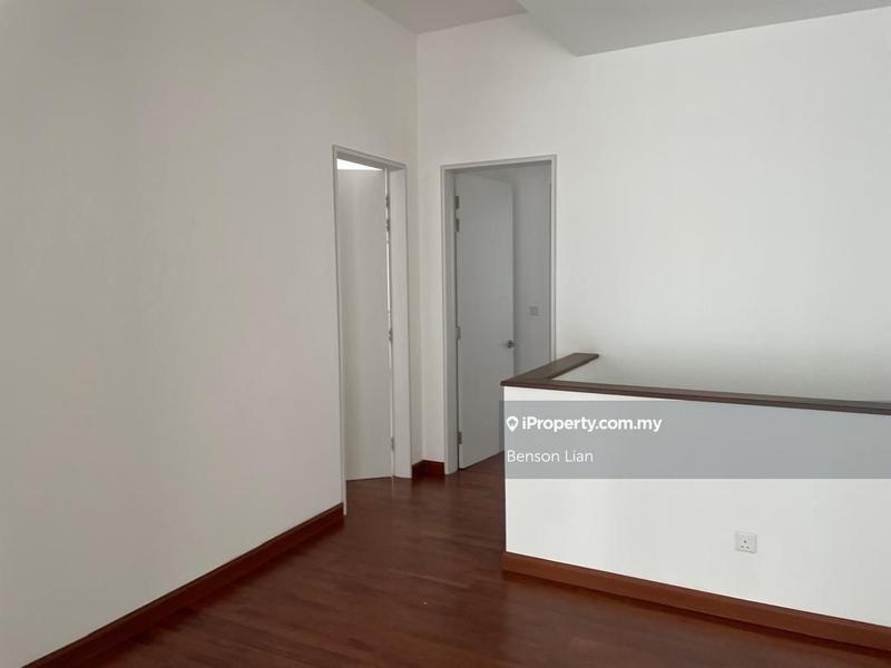 Rumah Berkembar untuk Dijual di Hampton Residences @ Bandar Seri Coalfields, Sungai Buloh oleh Benson Lian - iProperty.com.my
