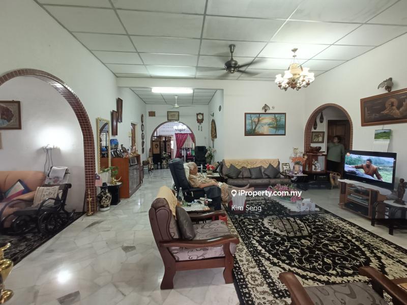 Bungalow House for Sale in Sunrise Park 11000 sqft, Kluang by Kim Seng - iProperty.com.my