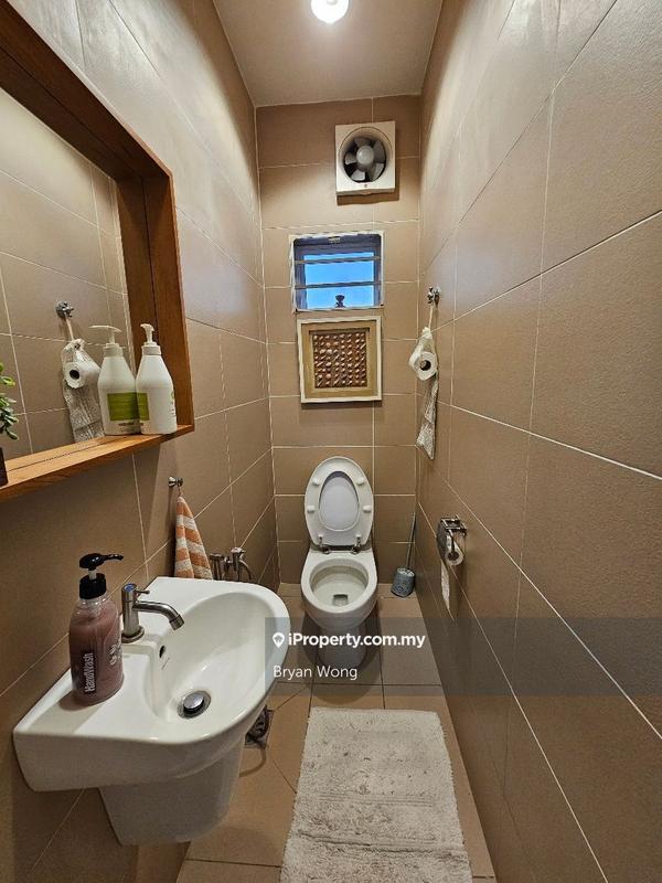 Semi-Detached House for Sale in Damansara Jaya, Petaling Jaya by Bryan Wong - iProperty.com.my