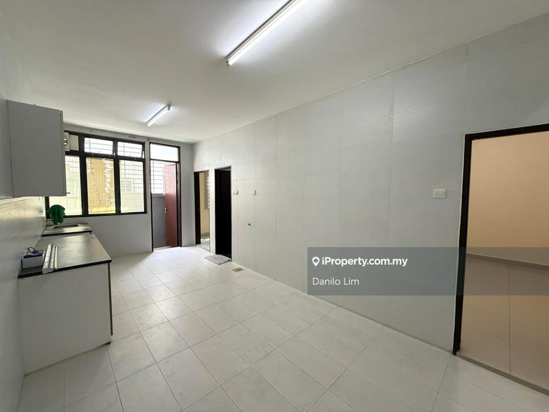 Rumah Berangkai 2 Tingkat untuk Dijual di Bandar Damai Perdana, Cheras oleh Danilo Lim - iProperty.com.my