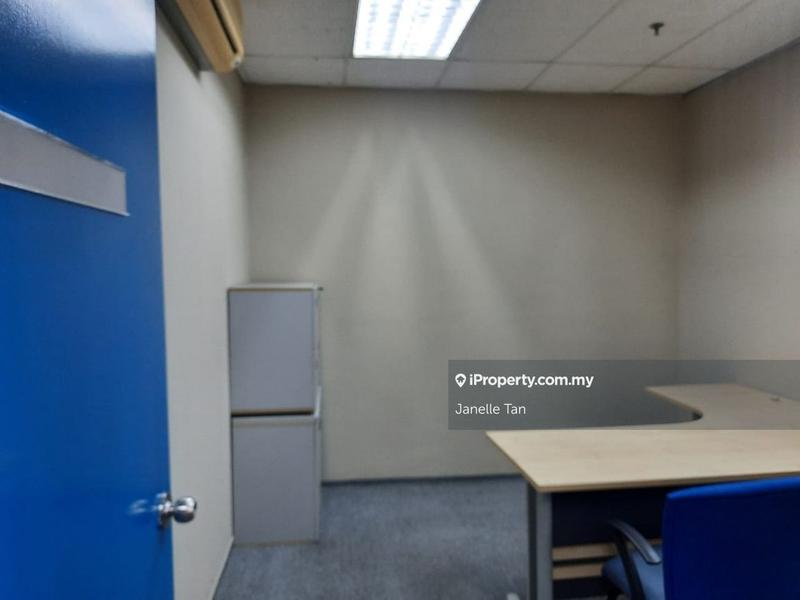 Pejabat untuk Disewa di Seksyen 16, Petaling Jaya oleh Janelle Tan - iProperty.com.my