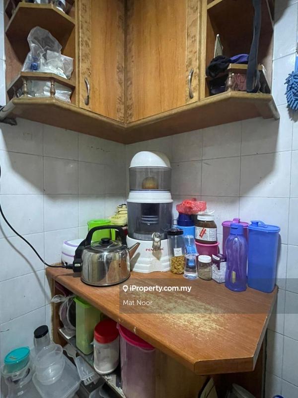Pangsapuri untuk Dijual di Ilham Apartment oleh Mat Noor - iProperty.com.my