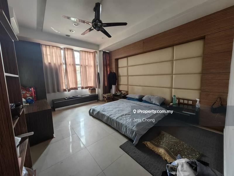 Rumah Berangkai 2 Tingkat untuk Dijual di Bukit Jelutong, Shah Alam oleh Jess Chong - iProperty.com.my