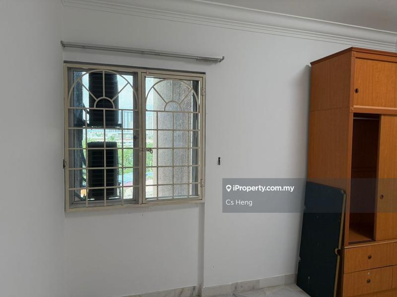 For Sale - Sri Intan 2