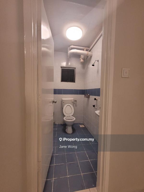 Rumah Flat untuk Dijual di Flora Damansara Flat oleh Jane Wong - iProperty.com.my
