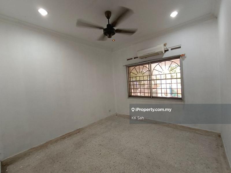 1-storey Terraced House for Sale in 8fx3g, Semenyih by KK Sah - iProperty.com.my