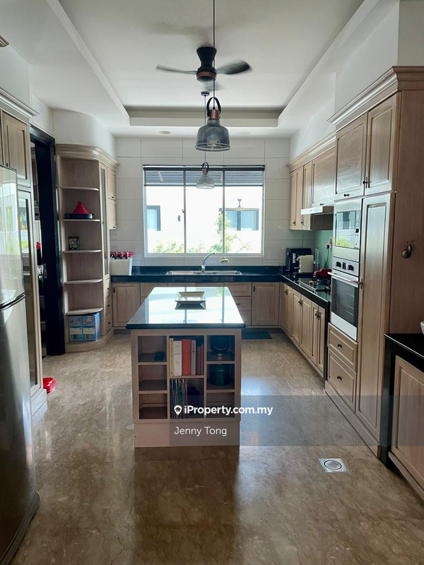 Bungalow House for Sale in Valencia, Sungai Buloh by Jenny Tong - iProperty.com.my