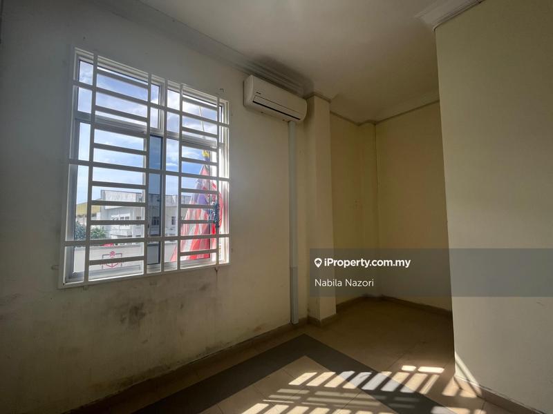 Warehouse for Rent in Kota Bharu, Kelantan by Nabila Nazori - iProperty.com.my