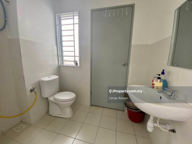 2-storey Terraced House for Sale in Bandar Baru Puncak Alam, Puncak Alam by Umar Aiman - iProperty.com.my