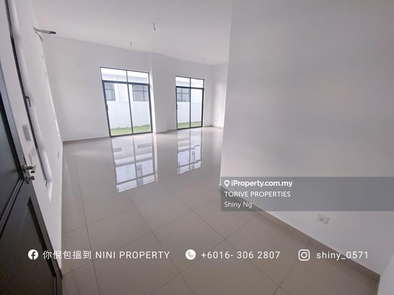 Rumah Berkembar untuk Dijual di Eco Grandeur, Puncak Alam oleh Shiny Ng - iProperty.com.my