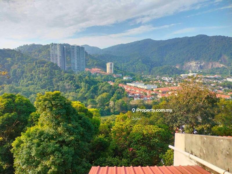 For Sale - Pearl Hill Villa (Mount Evergreen)