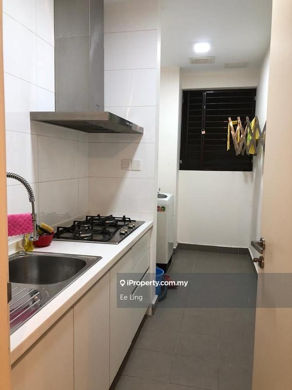 Kediaman Servis untuk Dijual di Isola oleh Ee Ling - iProperty.com.my