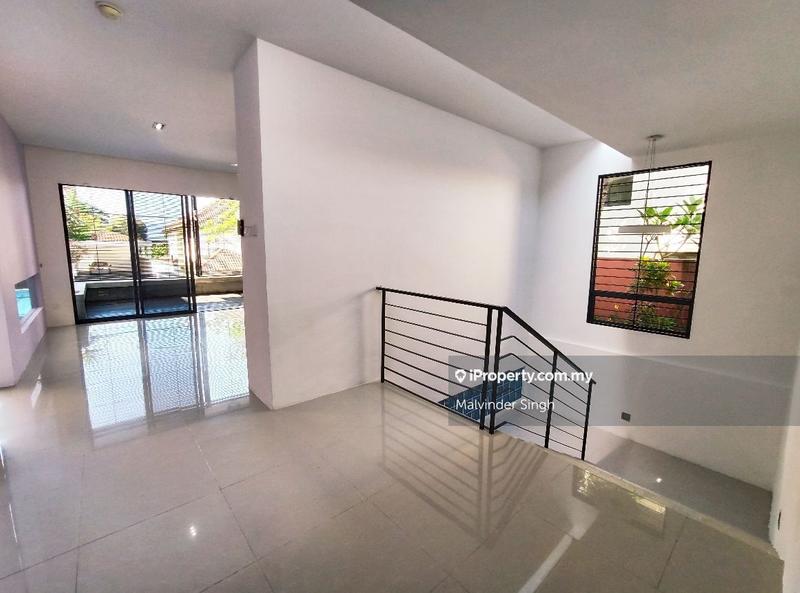 Bungalow House for Sale in Ukay Heights, Ampang by Mel Walia - iProperty.com.my