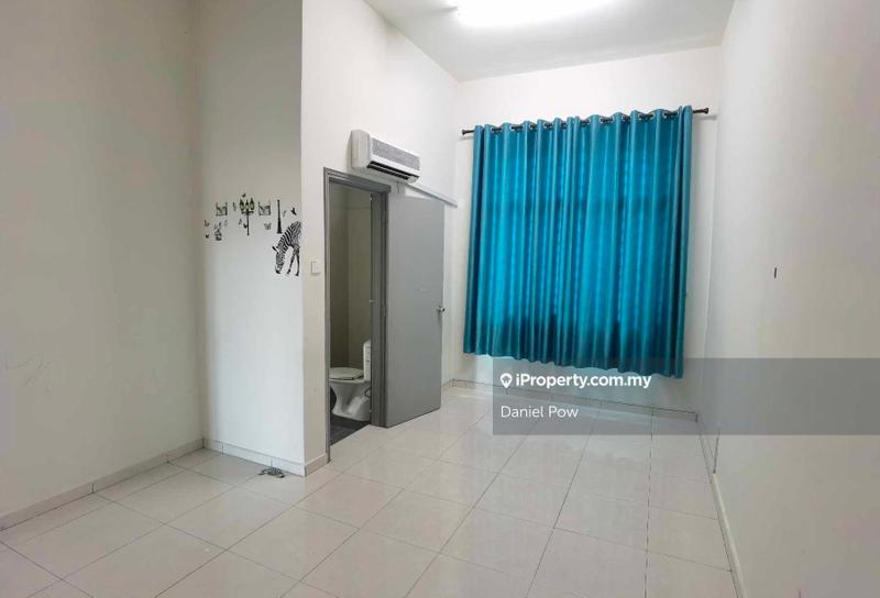 Rumah Berangkai 2 Tingkat untuk Disewa di Taman Desa Cheng Perdana 1, Cheng oleh Daniel Pow - iProperty.com.my