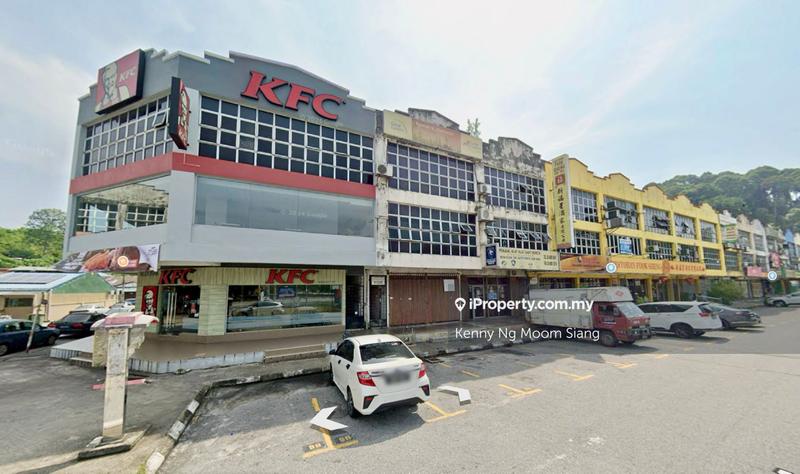 For Rent - Rawang Taman Setia Rawang ( Main Road ) Ground Floor Shop ( Rent ), Selangor