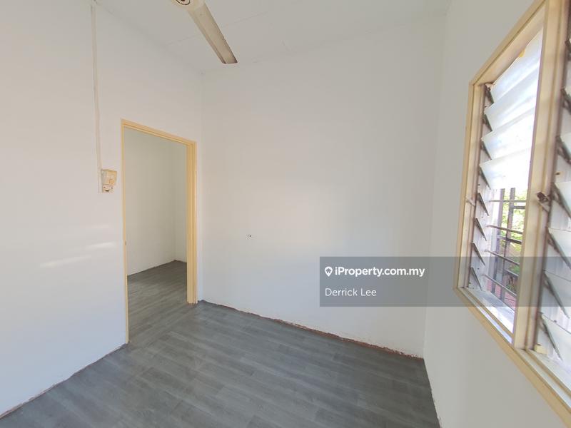 Rumah Berangkai 2 Tingkat untuk Dijual di 18d3y, Subang Jaya oleh Derrick Lee - iProperty.com.my