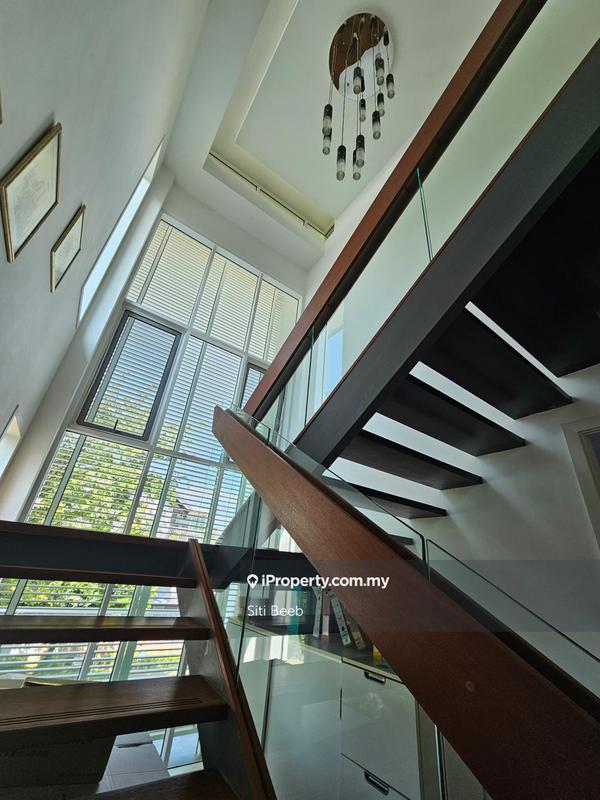 Banglo untuk Dijual di Putra Heights, Subang Jaya oleh Siti Beeb - iProperty.com.my